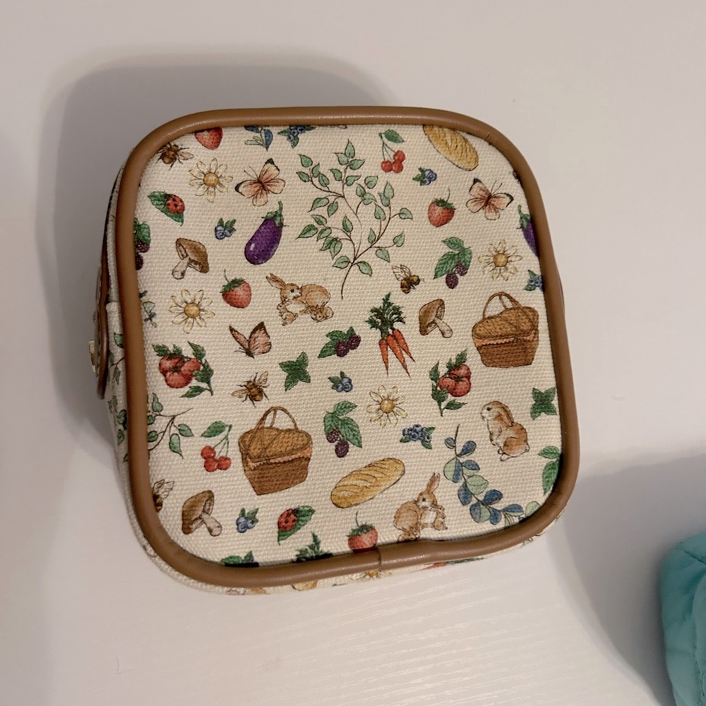 Stoney clover flora and fauna cozy cottage pouch